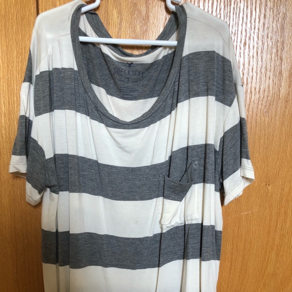 American Eagle Striped Tee Size small